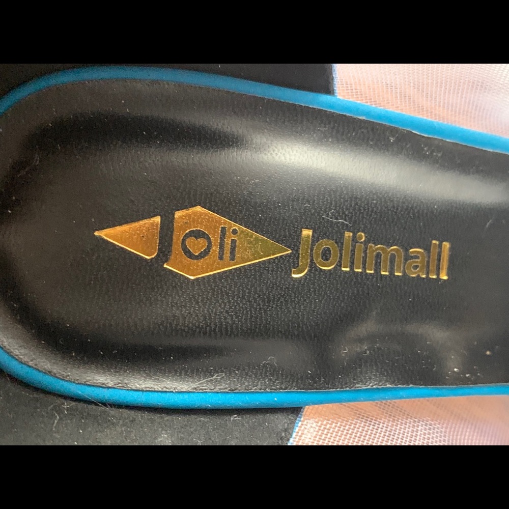 Shoes - Picture 5 of 5